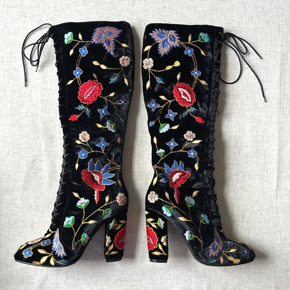 Alice + Olivia Vesey Embroidered Velvet Knee High Lace Up Boots 37 - Picture 3 of 10